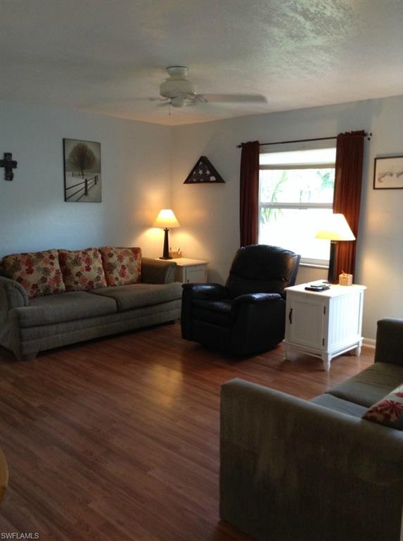 SAN CARLOS PARK - Residential