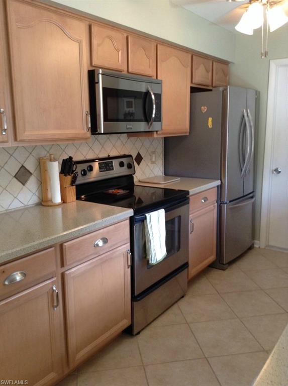 SAN CARLOS PARK - Residential