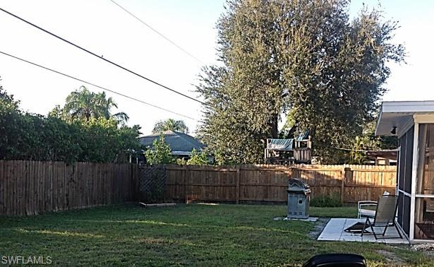 SAN CARLOS PARK - Residential