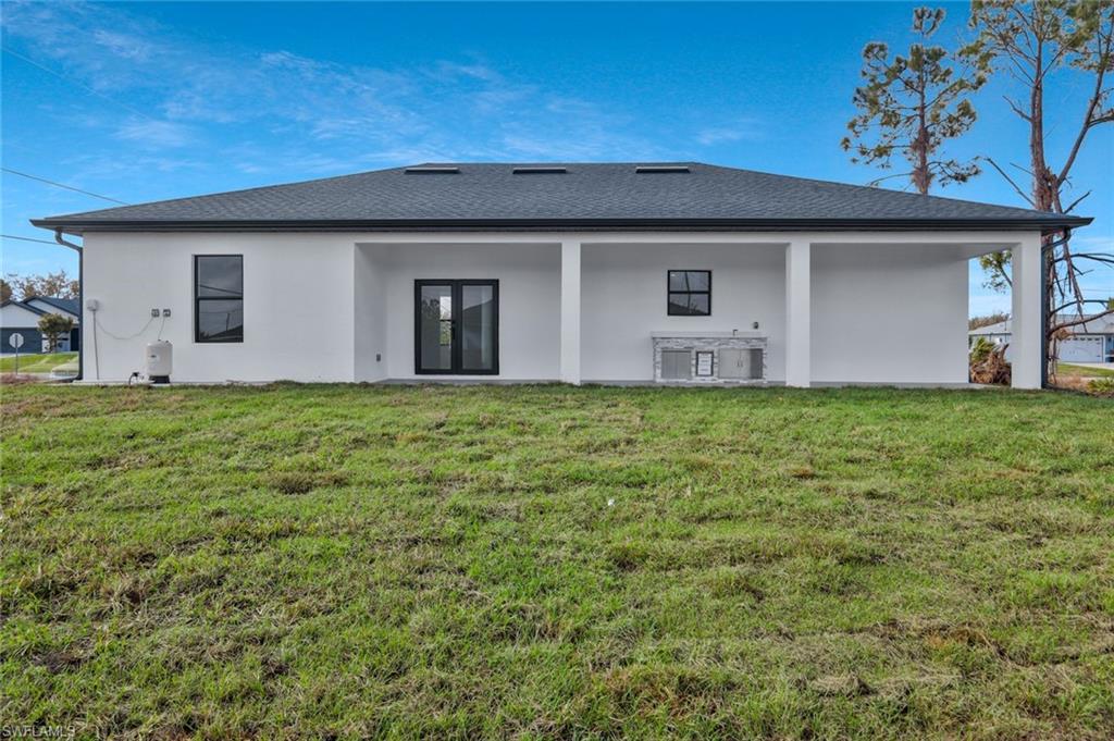 LEHIGH ACRES - Residential