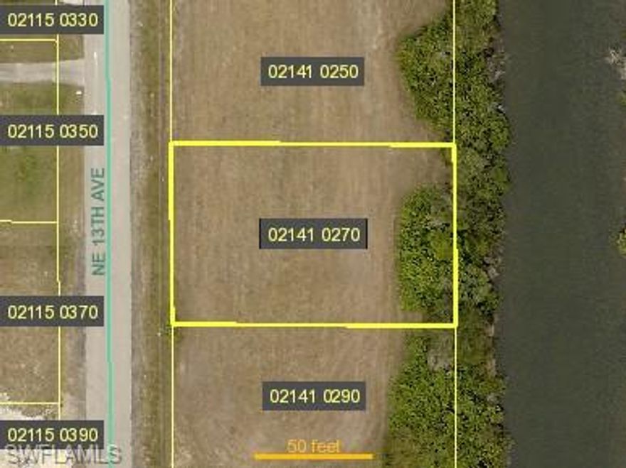 Beautiful canal lot for sale in Cape Coral!  Build your dream home, retirement home or vacation home.