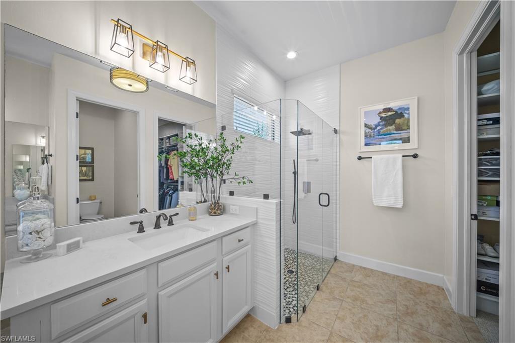 ESPLANADE - Residential