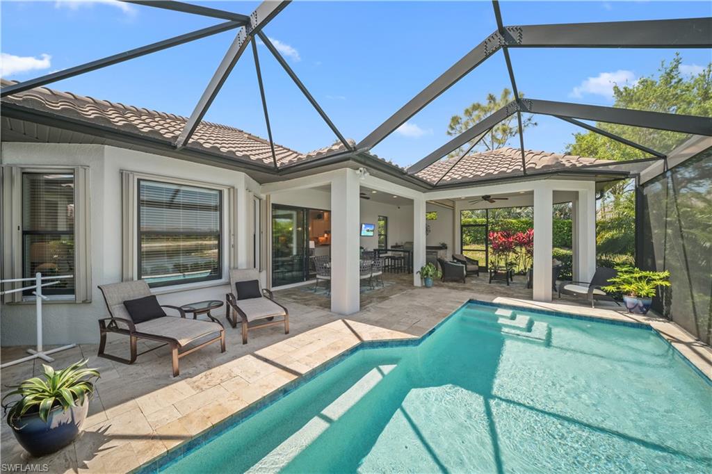 ESPLANADE - Residential