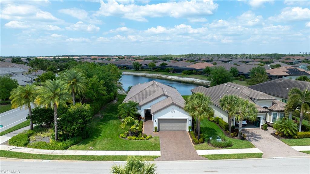 ESPLANADE - Residential