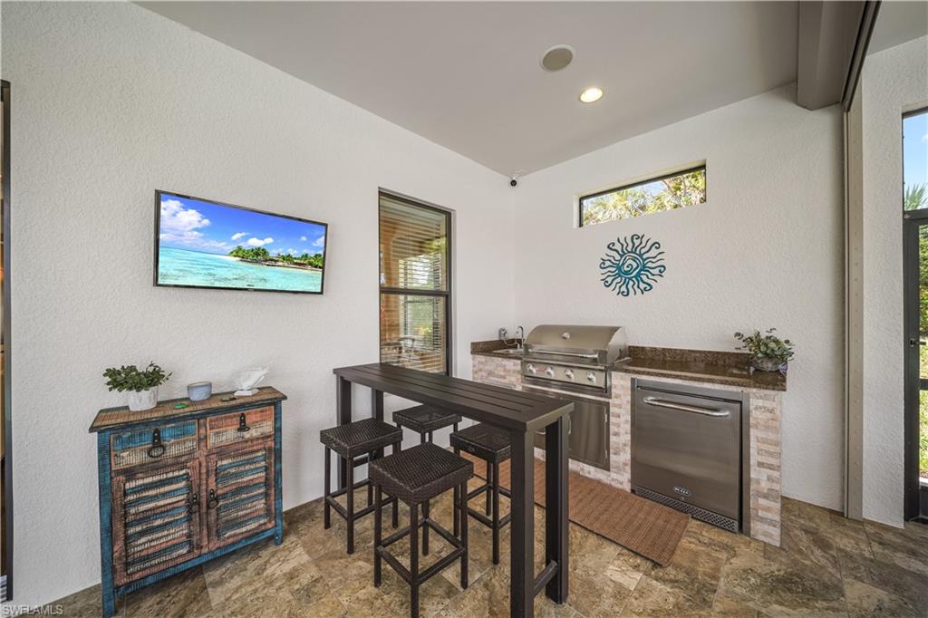 ESPLANADE - Residential