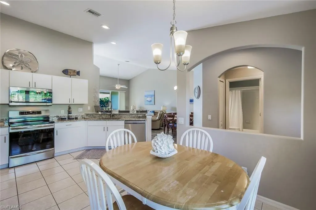 Estero, Florida 34135, United States, 2 Bedrooms Bedrooms, ,2 BathroomsBathrooms,Residential,Active,4107