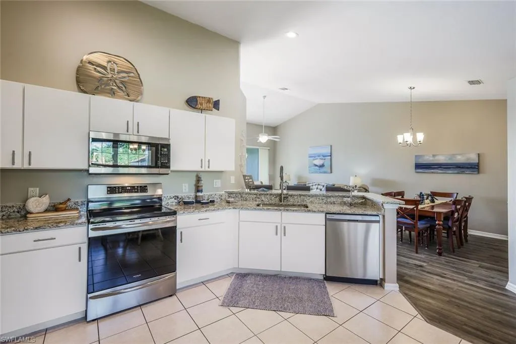 Estero, Florida 34135, United States, 2 Bedrooms Bedrooms, ,2 BathroomsBathrooms,Residential,Active,4107