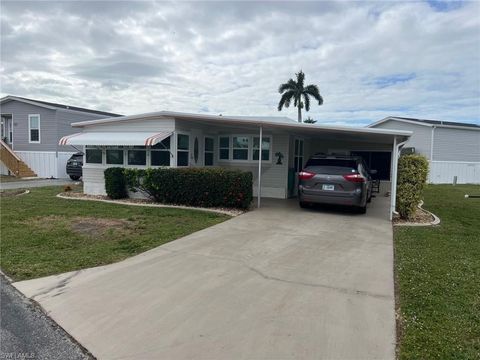 Manufactured Home in FORT MYERS FL 301 Dillard AVE.jpg