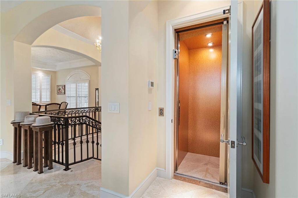 HIDDEN HARBOR - Residential