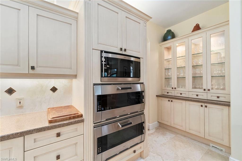 HIDDEN HARBOR - Residential