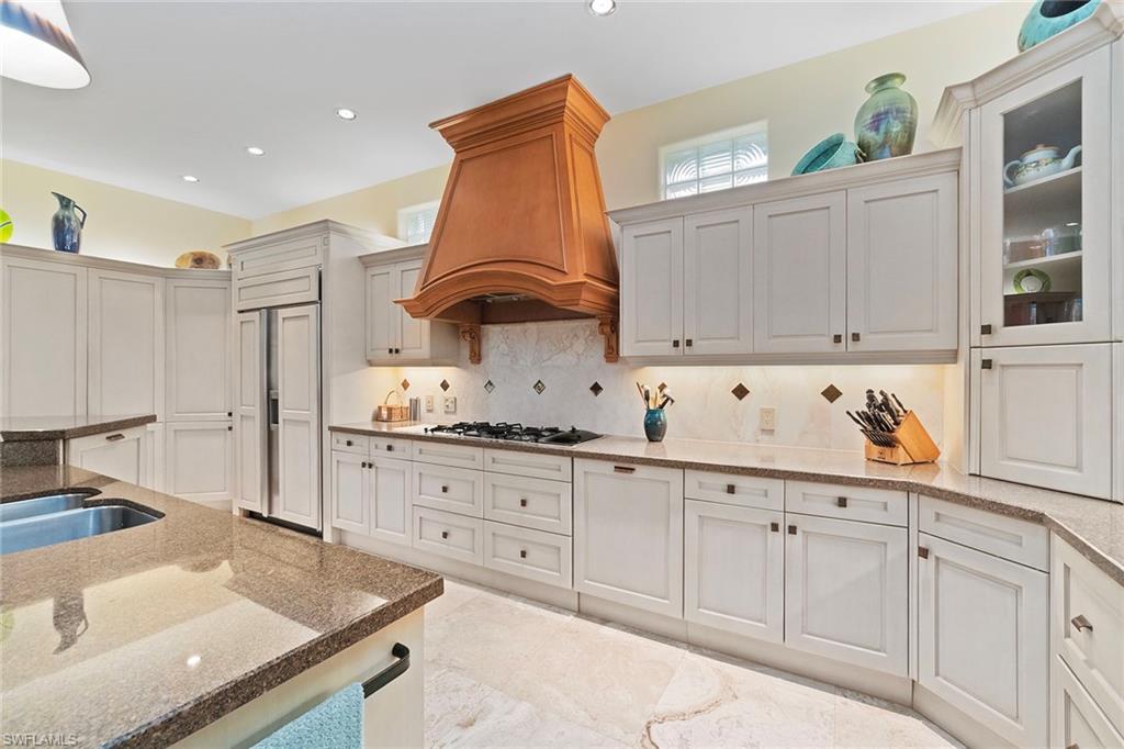 HIDDEN HARBOR - Residential