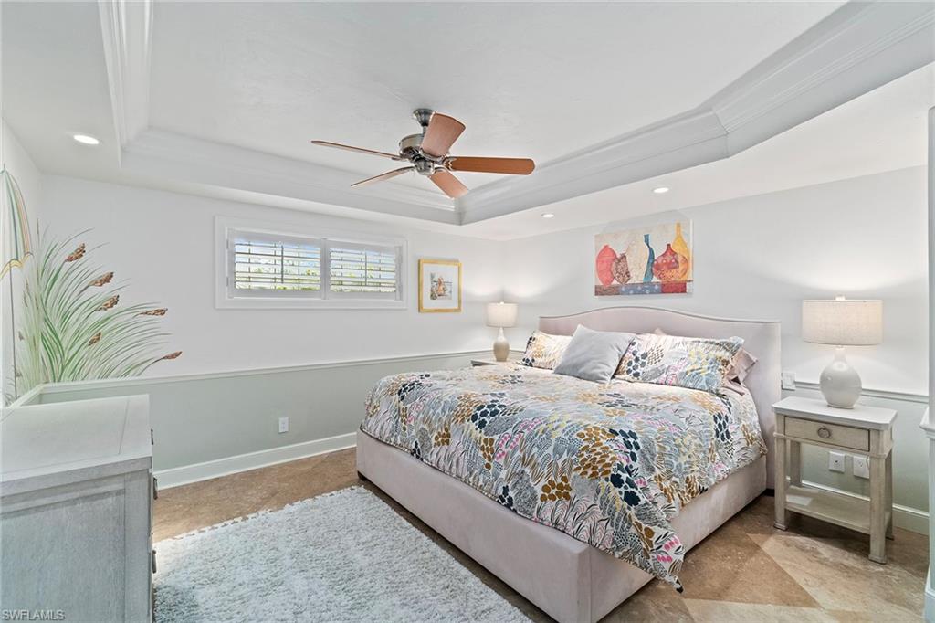 HIDDEN HARBOR - Residential