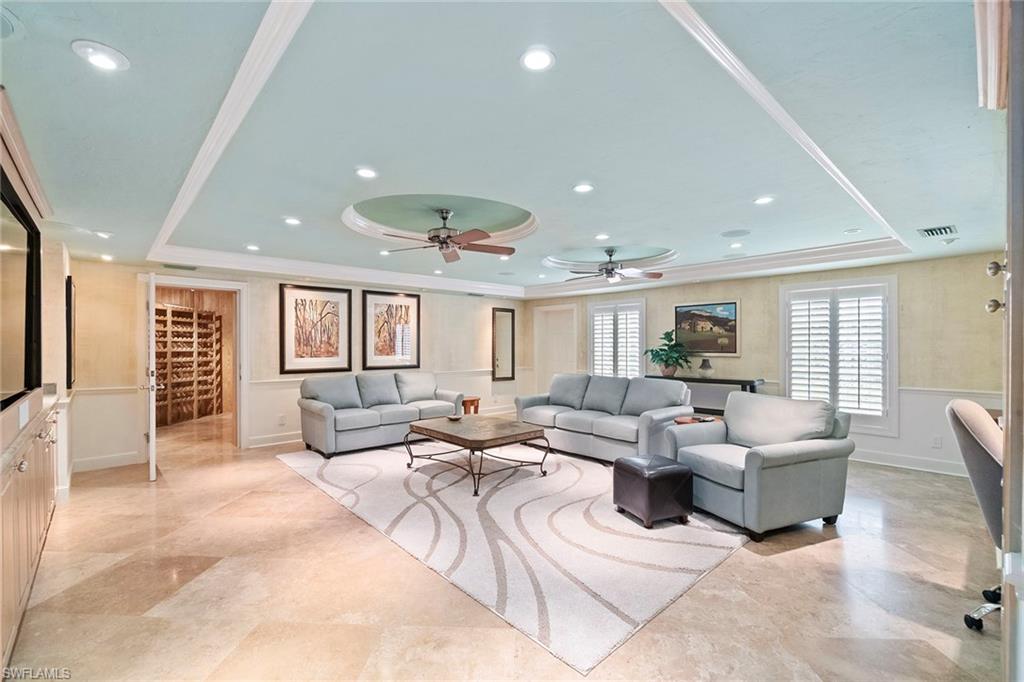 HIDDEN HARBOR - Residential