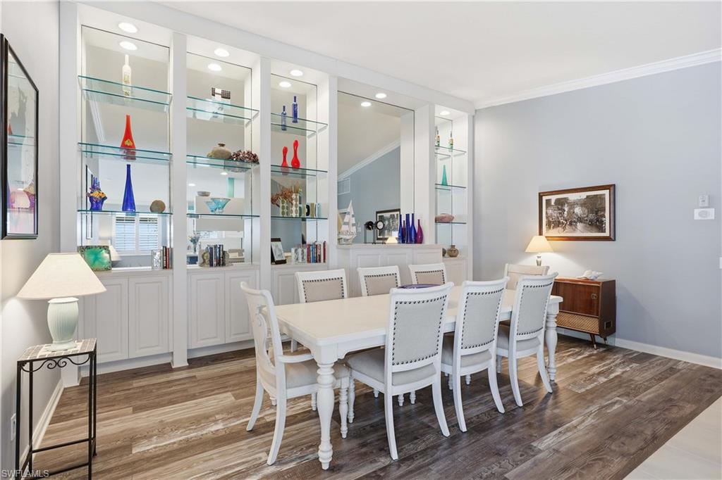 ISLAND WALK - Residential