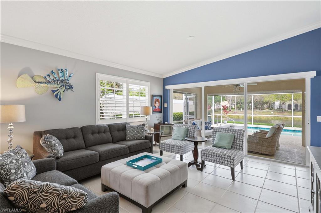 ISLAND WALK - Residential