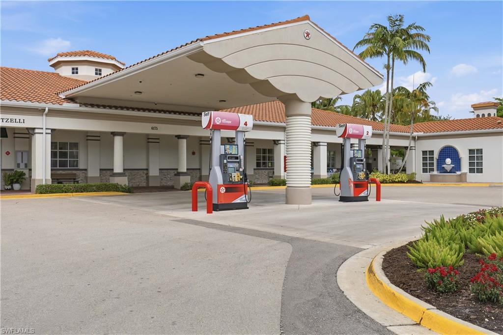 ISLAND WALK - Residential