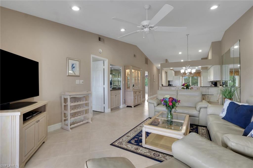 400 Fox Haven DR 4310