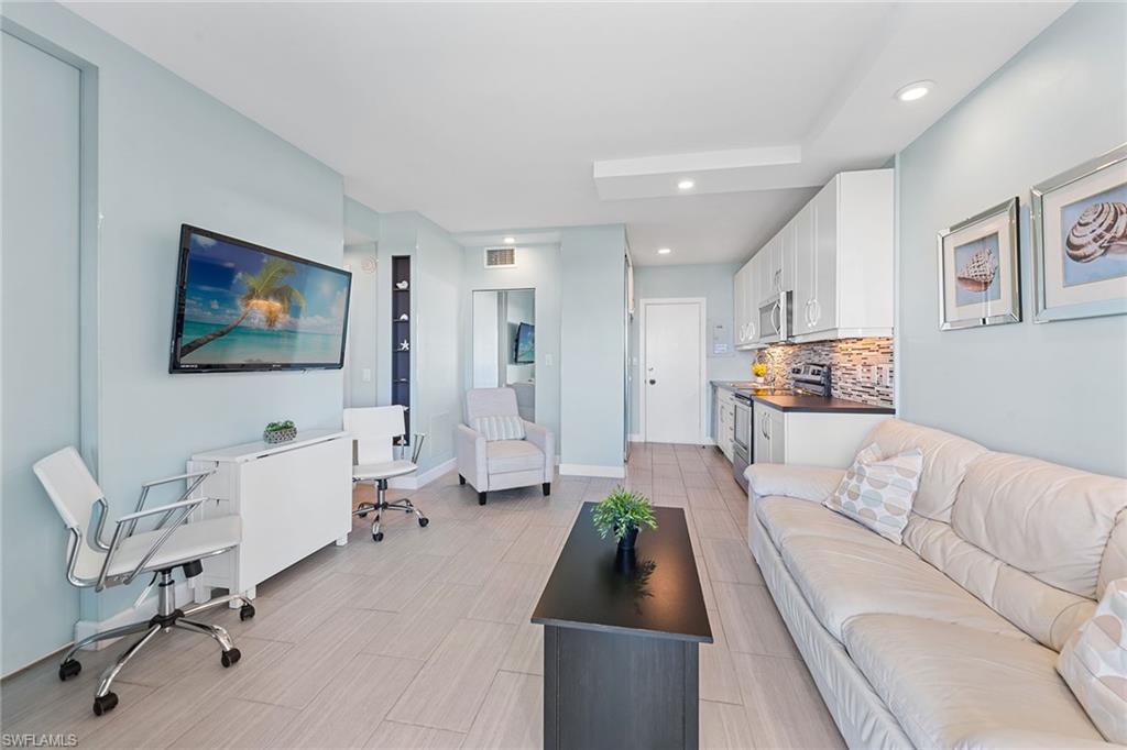 SUNSET HOUSE - Residential