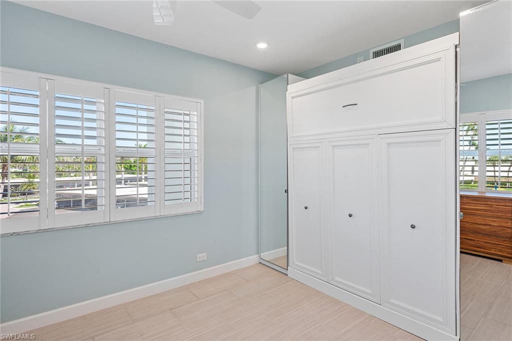 SUNSET HOUSE - Residential