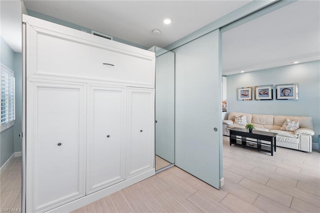 SUNSET HOUSE - Residential