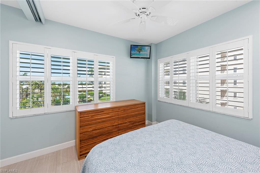 SUNSET HOUSE - Residential