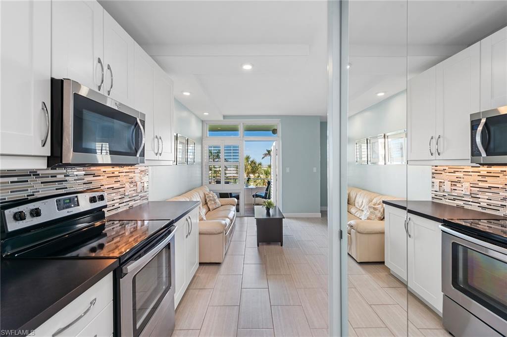 SUNSET HOUSE - Residential