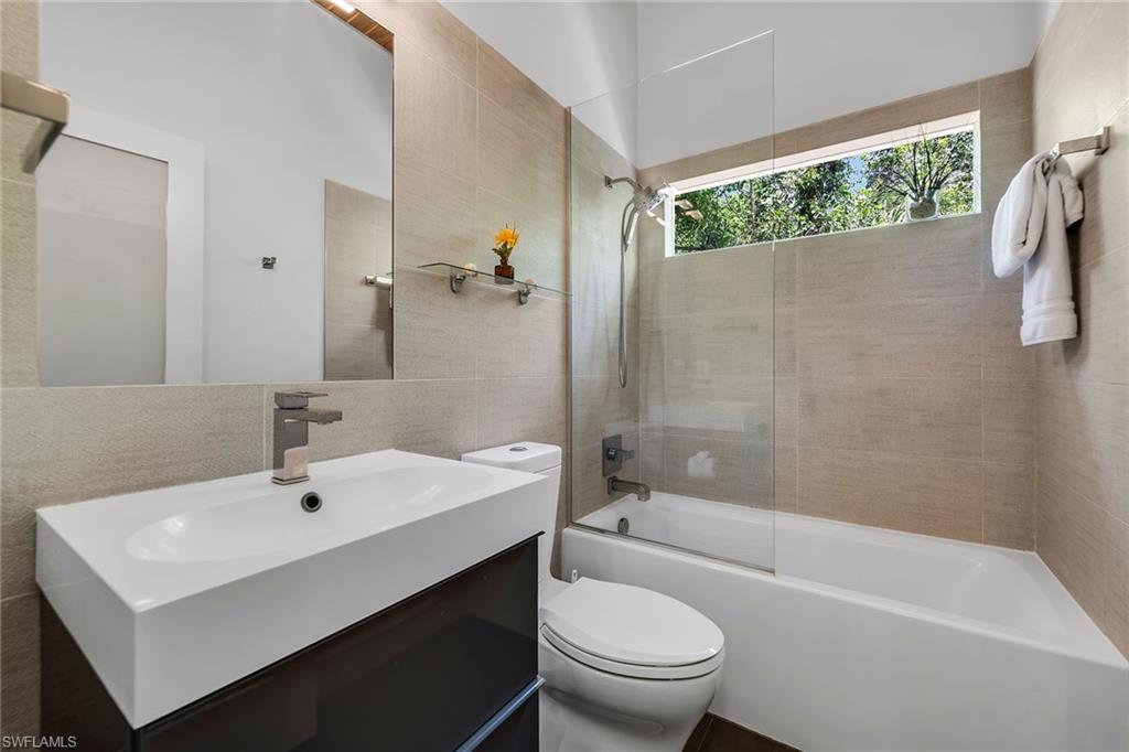 LOGAN WOODS - Residential