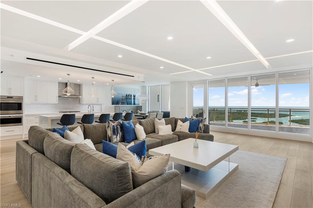 KALEA BAY TOWER 100 - Residential