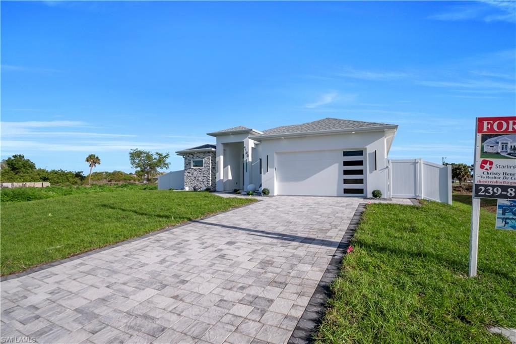 LEHIGH ACRES - Residential