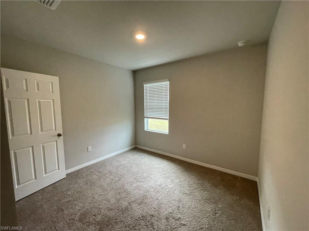 CORAL BAY - Residential Lease