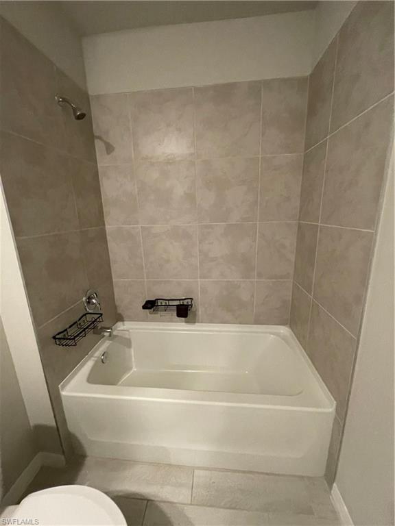 CORAL BAY - Residential Lease