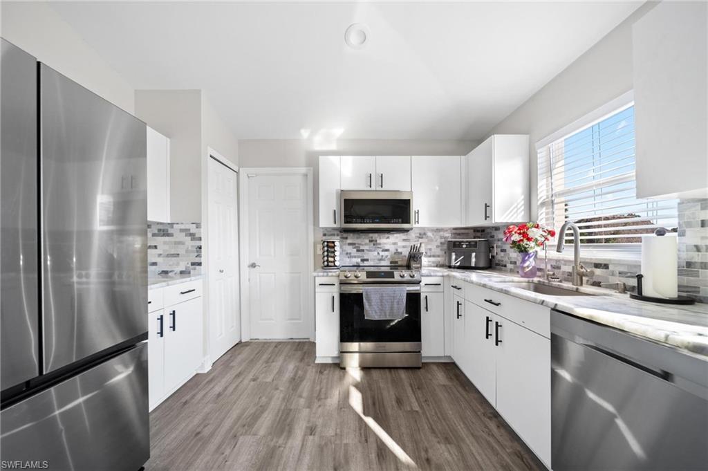 GOLDEN GATE ESTATES - Residential