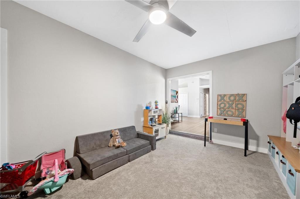 GOLDEN GATE ESTATES - Residential