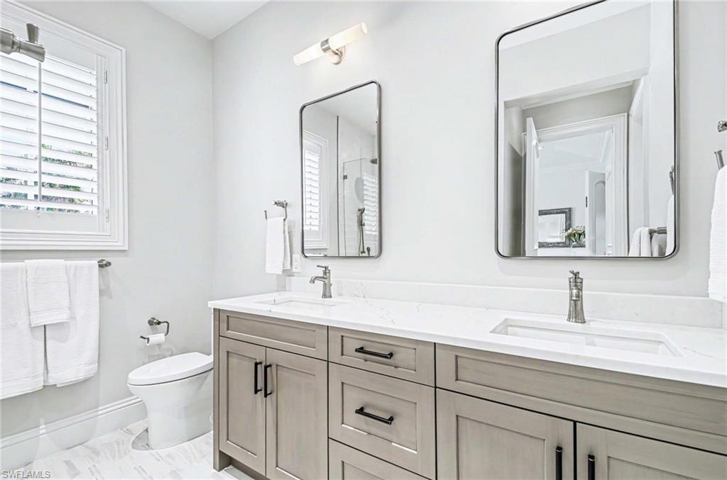 AQUALANE SHORES - Residential