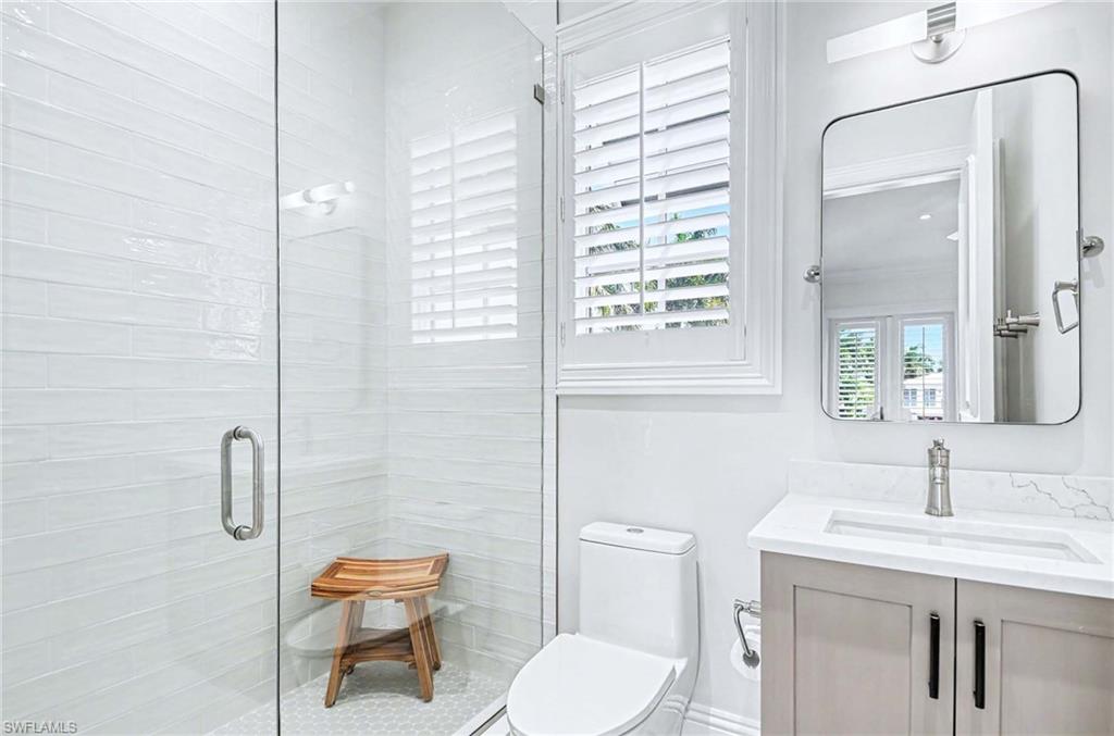 AQUALANE SHORES - Residential