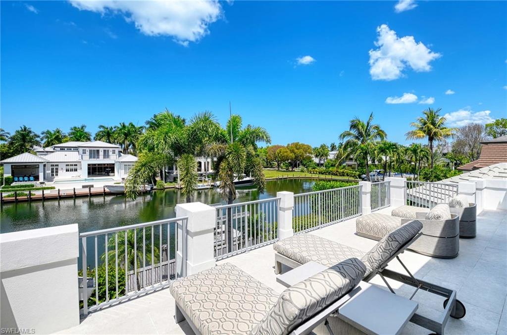 AQUALANE SHORES - Residential