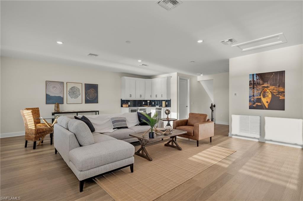 ESPLANADE BY THE ISLANDS - Residential Lease