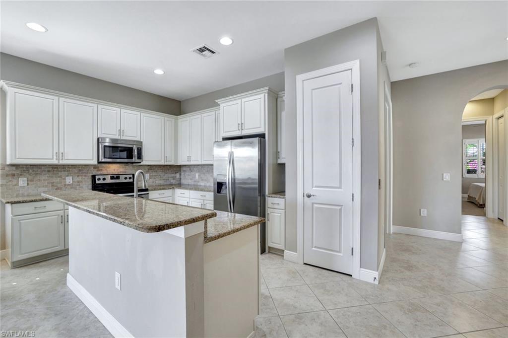 ARTESIA - Residential Lease