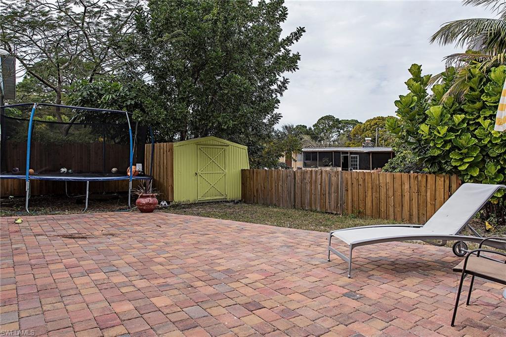 PALM RIVER SHORES - Residential