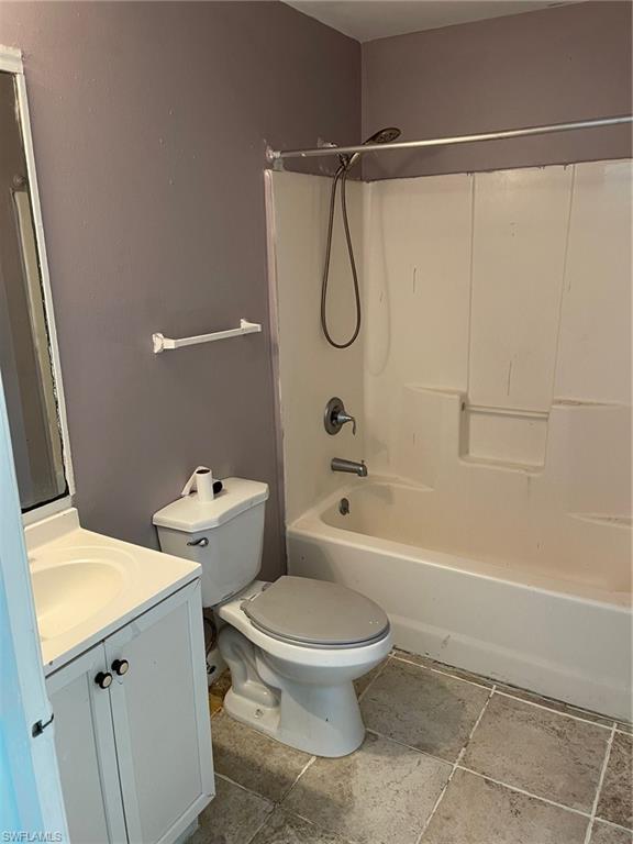 LEAWOOD LAKES - Residential