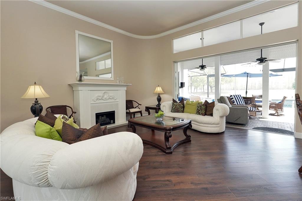 OLDE HICKORY GOLF & COUNTRY CLUB - Residential