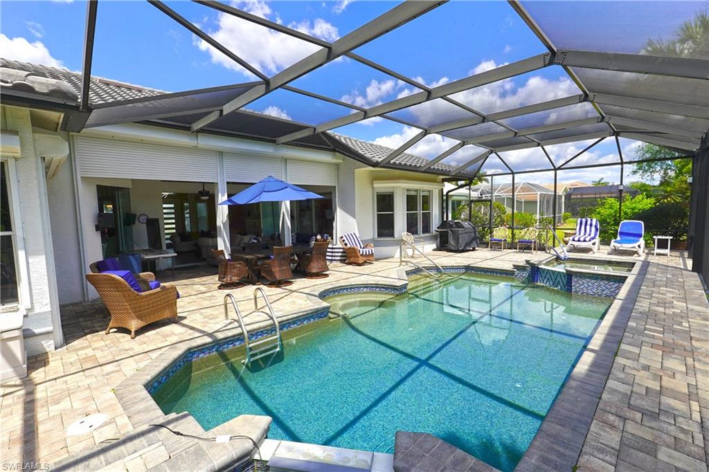 OLDE HICKORY GOLF & COUNTRY CLUB - Residential