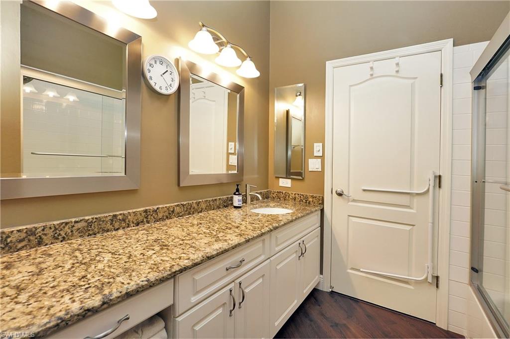 OLDE HICKORY GOLF & COUNTRY CLUB - Residential