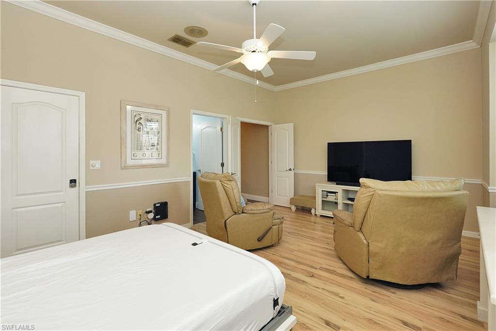 OLDE HICKORY GOLF & COUNTRY CLUB - Residential