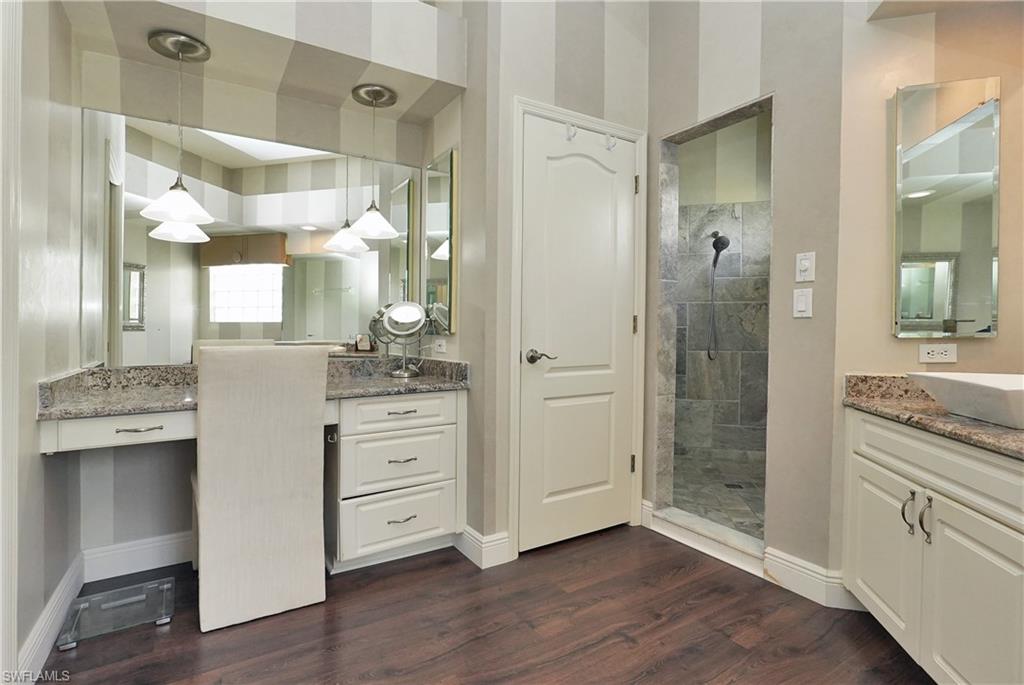 OLDE HICKORY GOLF & COUNTRY CLUB - Residential