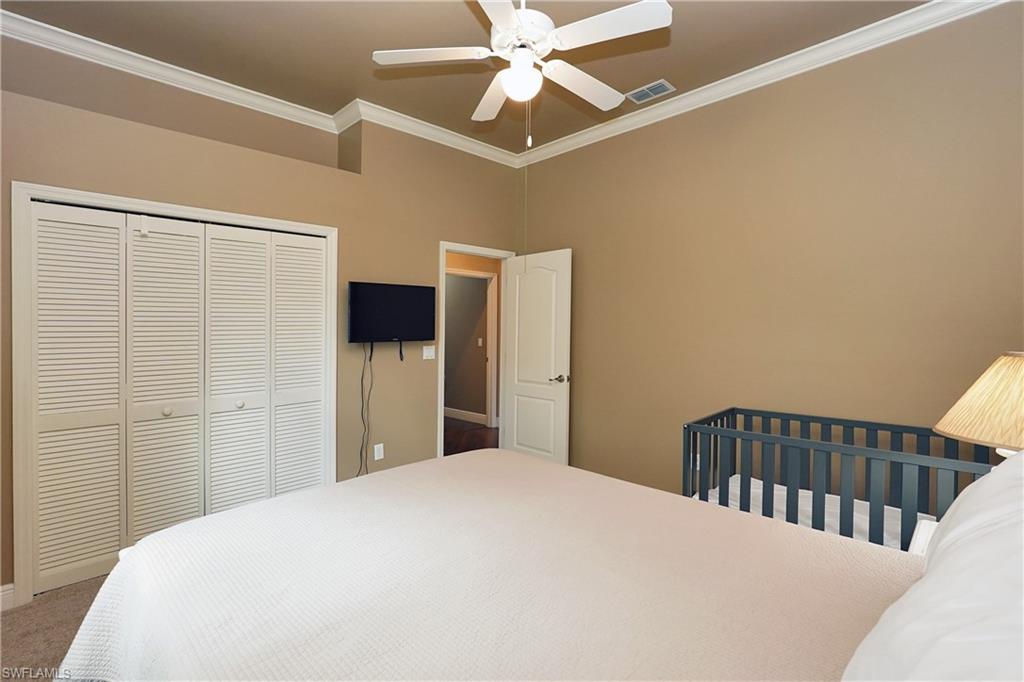 OLDE HICKORY GOLF & COUNTRY CLUB - Residential