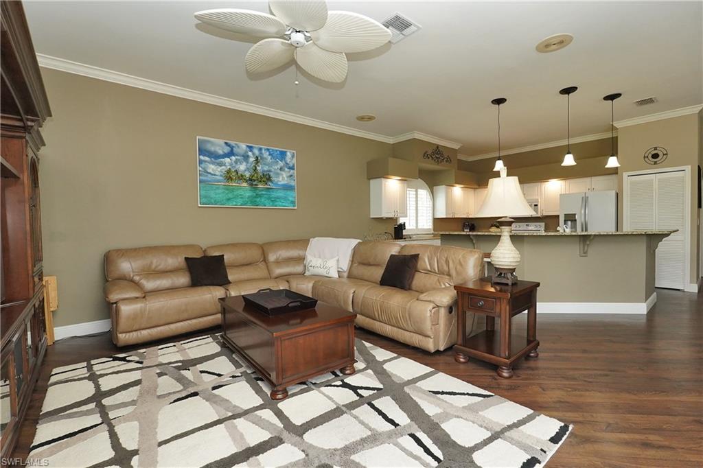 OLDE HICKORY GOLF & COUNTRY CLUB - Residential