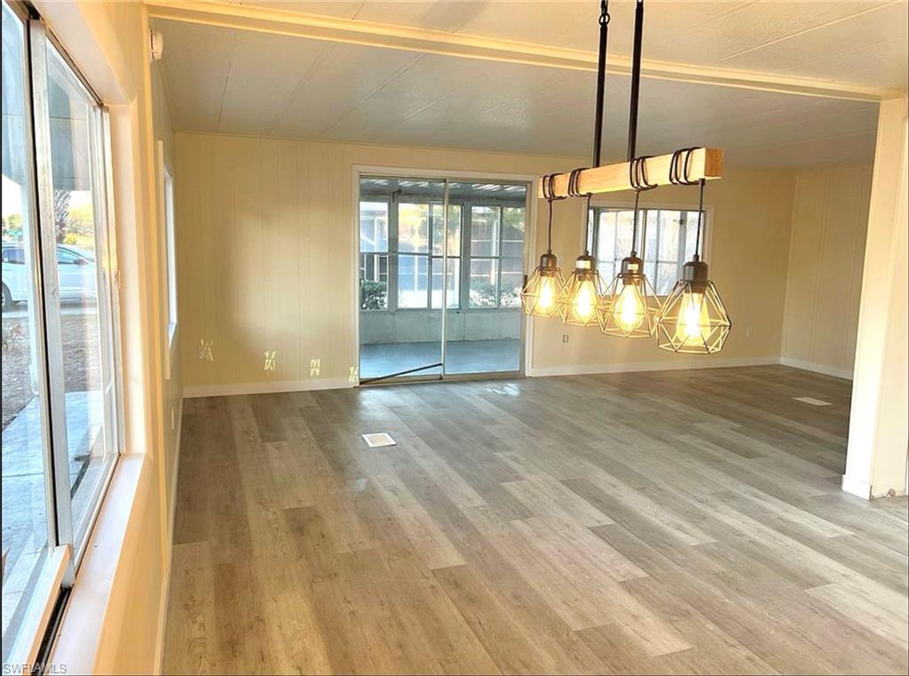 BROOK PINES - Residential