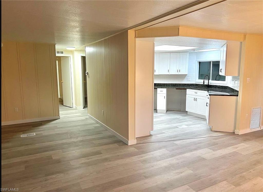 BROOK PINES - Residential