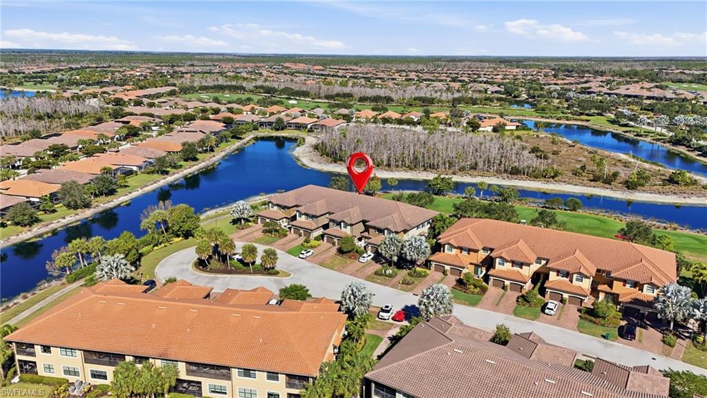 ESPLANADE - Residential